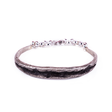 LAVA RIVER WITH CHAIN